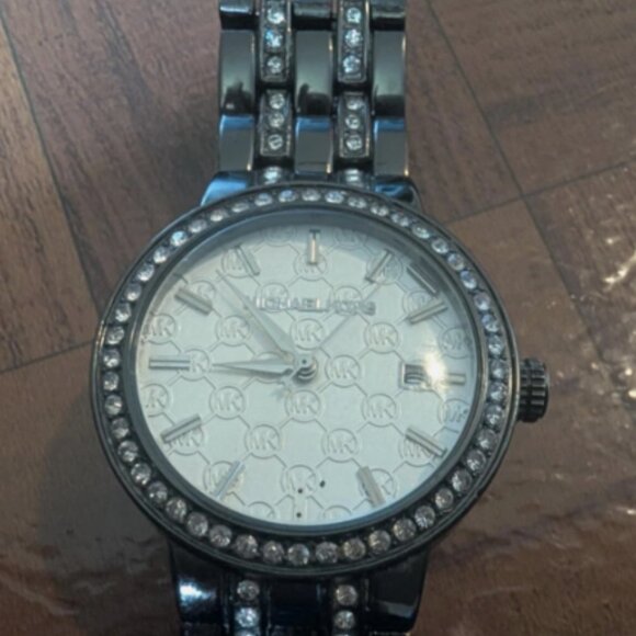 MICHAEL KORS Ladies Watch MK-3112 Brand New Battery Working 100% - Picture 4 of 4